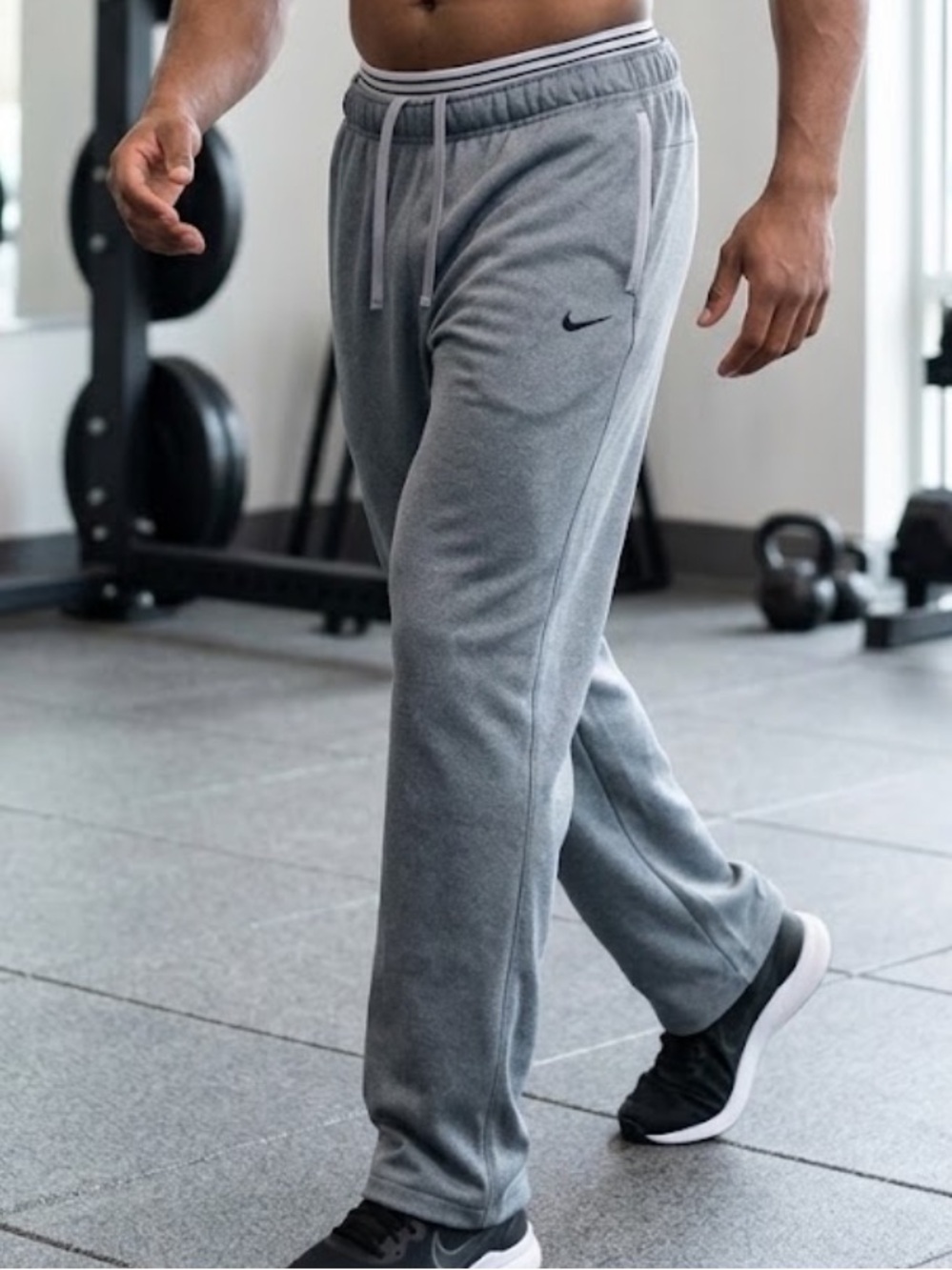 Nike Therma FIT Mens Gray Fleece Training Pants Size XL Sweatpants Open Hem
